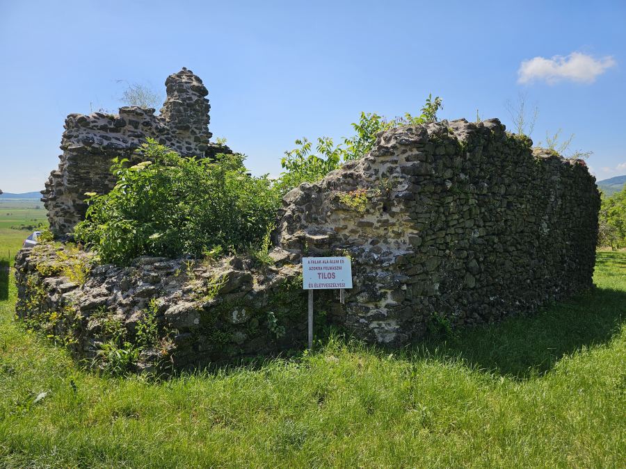 Töttöskáli templomrom (Szentbékkálla)