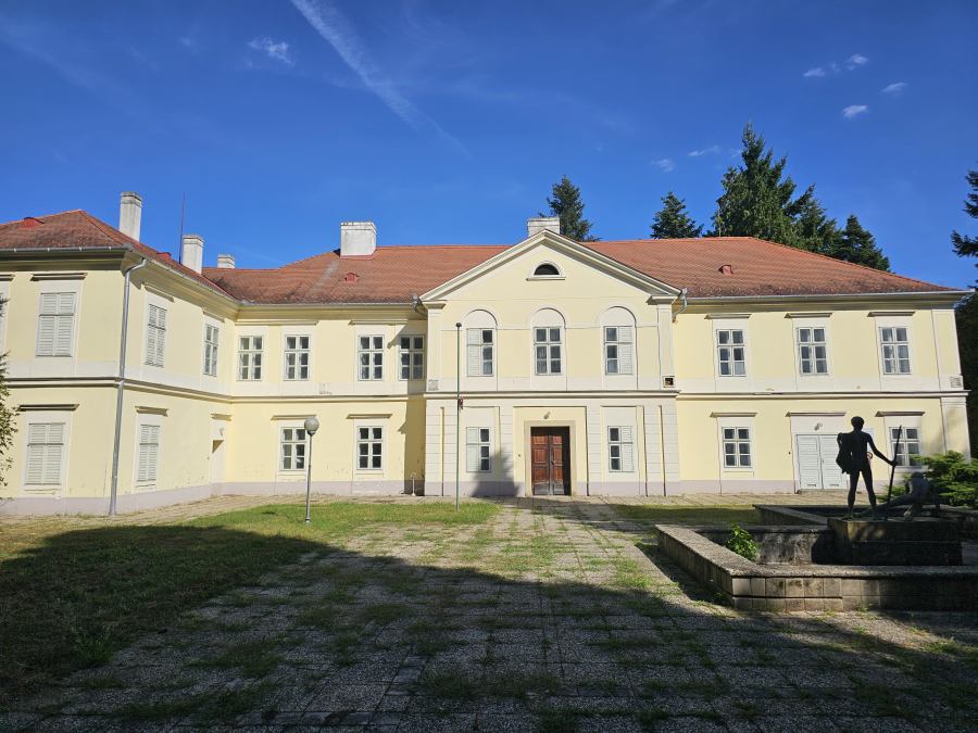 Ambrózy-kastély - Tanakajd